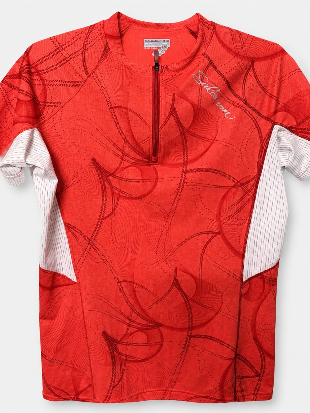 Salomon Women’s Active Red Short-Zip with Reflective logo with side pocket